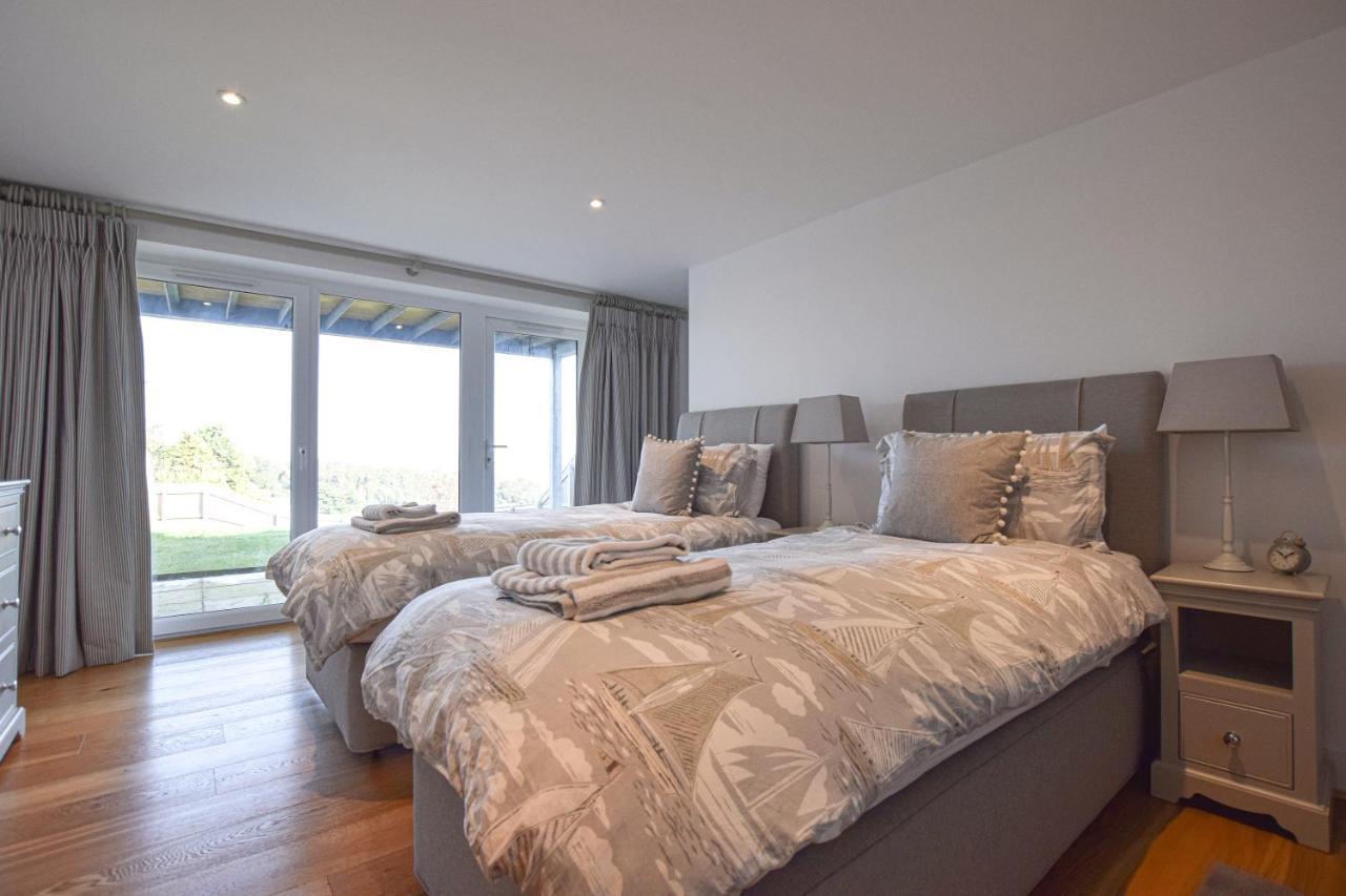 Whispers - 4 Bedroom Modern Family Holiday Home In Salcombe Sleeps 8 Exterior foto